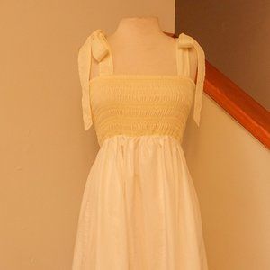 Kourt Smocked Tie Shoulder 100% Cotton Yellow White Lined Midi Dress Size Medium